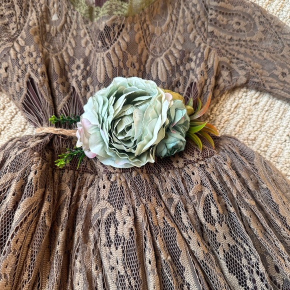 Elegant Gray Kids Formal Dress - Picture 3 of 6